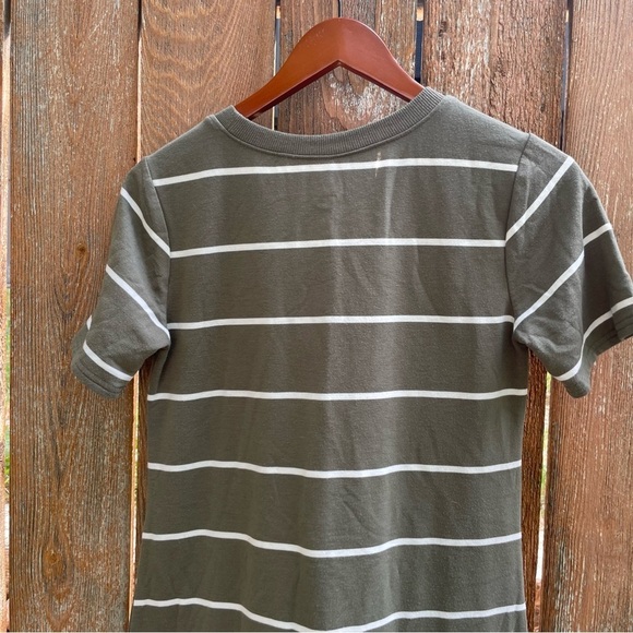MAURICES Women’s Striped Olive Green T-Shirt Short Sleeve Dress Size XS - Picture 8 of 9